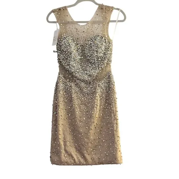 Mac Duggal Prom Formal Homecoming Nude Silver Size 2 NWT - Picture 2 of 10